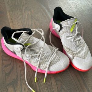 Nike court volleyball shoes